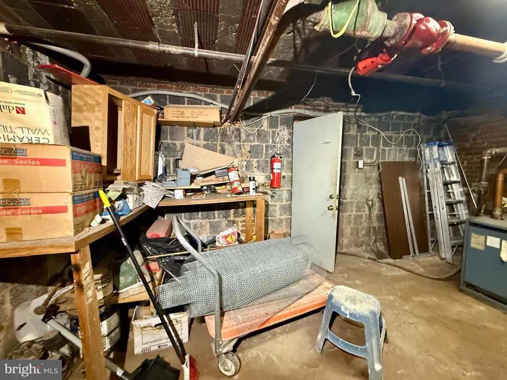 5111 AYERS PLACE SE Washington, DC 20019