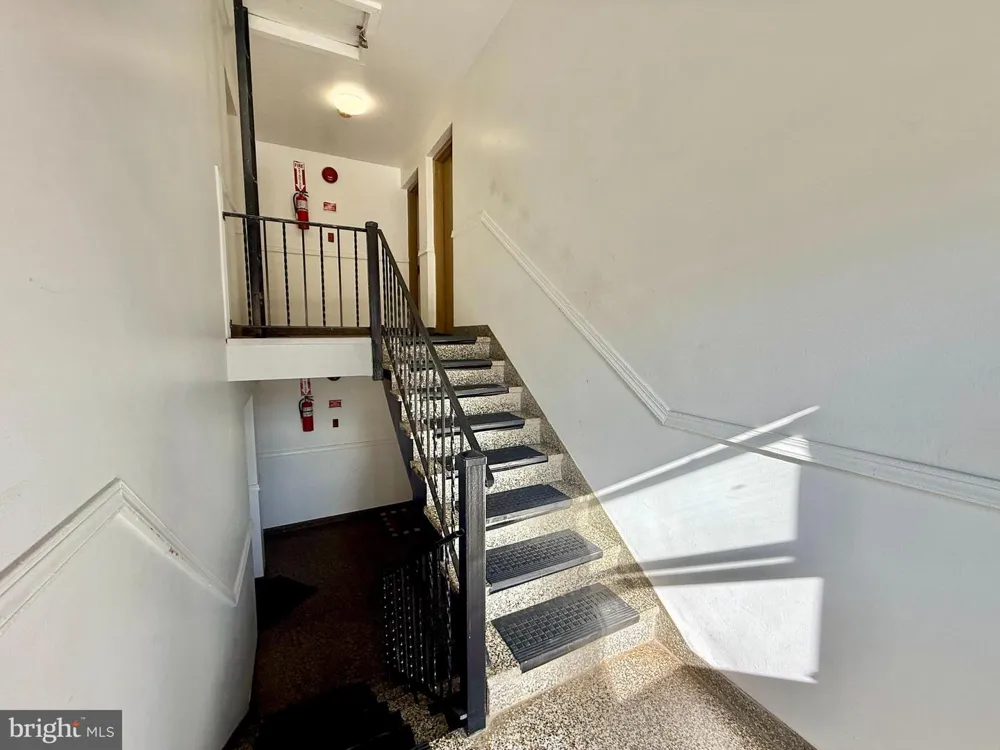 5111 AYERS PLACE SE Washington, DC 20019