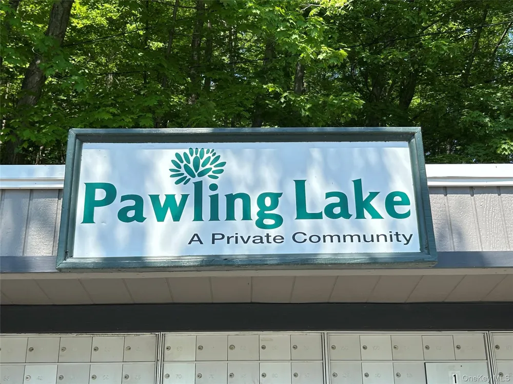 20 Hickory Lane Pawling, NY 12564