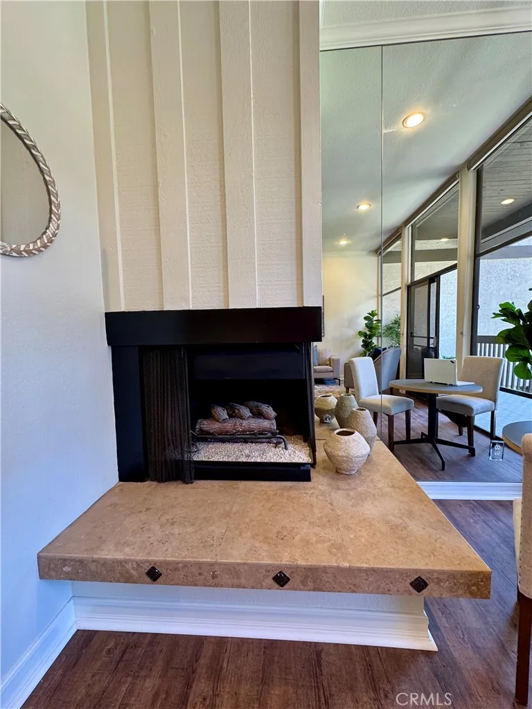 5104 Marina Pacifica Drive S Long Beach, CA 90803