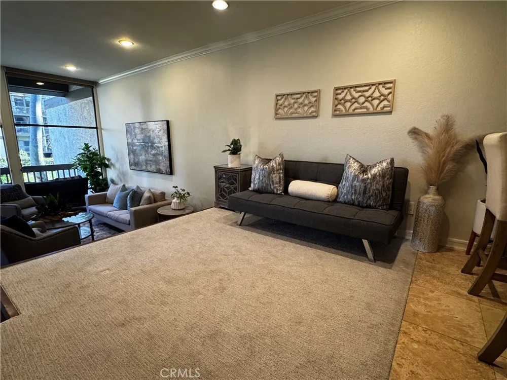 5104 Marina Pacifica Drive S Long Beach, CA 90803