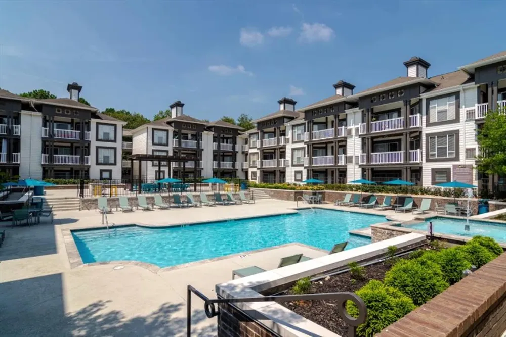 4580 Barclay Drive #451B Dunwoody, GA 30338