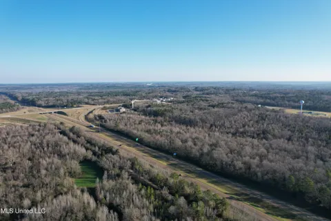 01 South Frontage Road