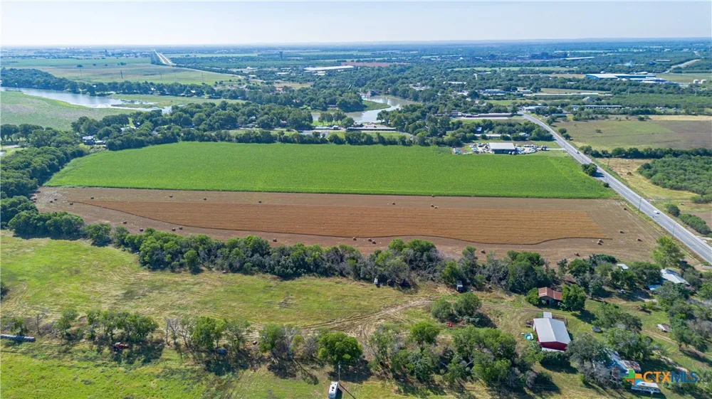 Fm-725 McQueeney, TX 78123