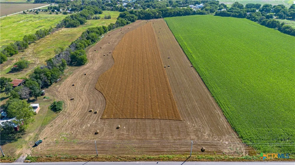 Fm-725 McQueeney, TX 78123