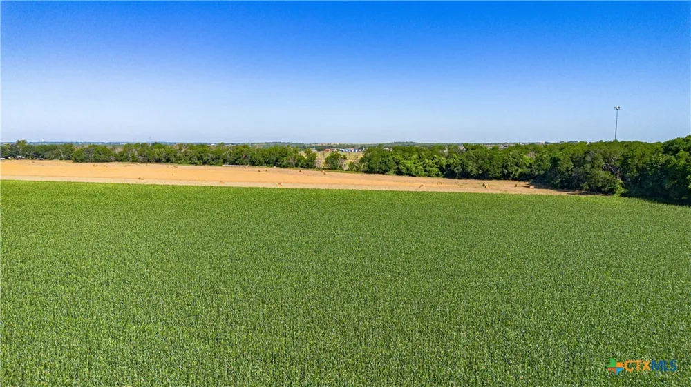Fm-725 McQueeney, TX 78123