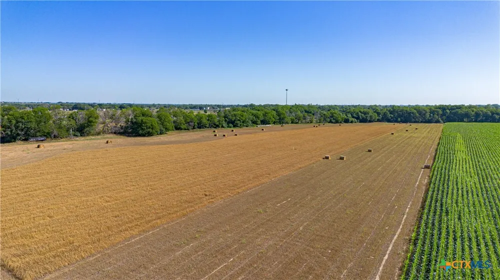 Fm-725 McQueeney, TX 78123