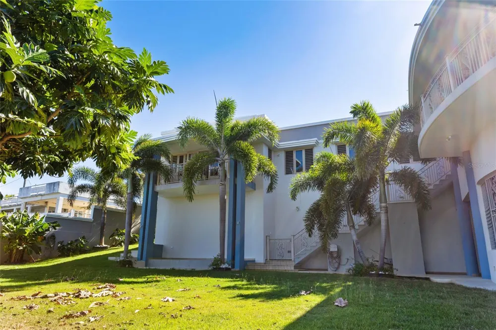 10 URB MIRADOR DEL CIELO Isabela, PR 00662