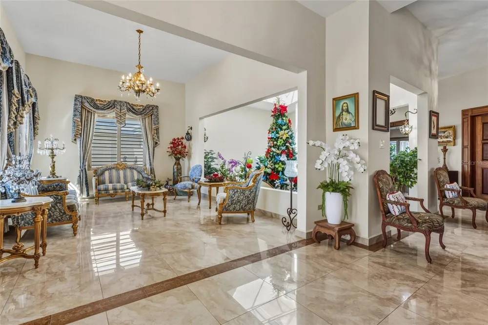 10 URB MIRADOR DEL CIELO Isabela, PR 00662