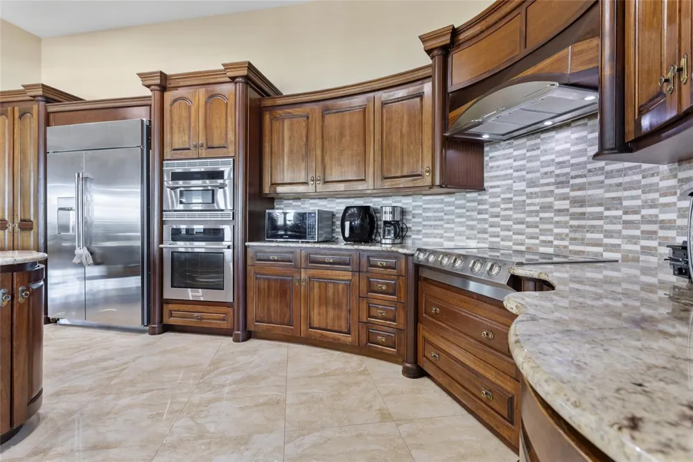 10 URB MIRADOR DEL CIELO Isabela, PR 00662