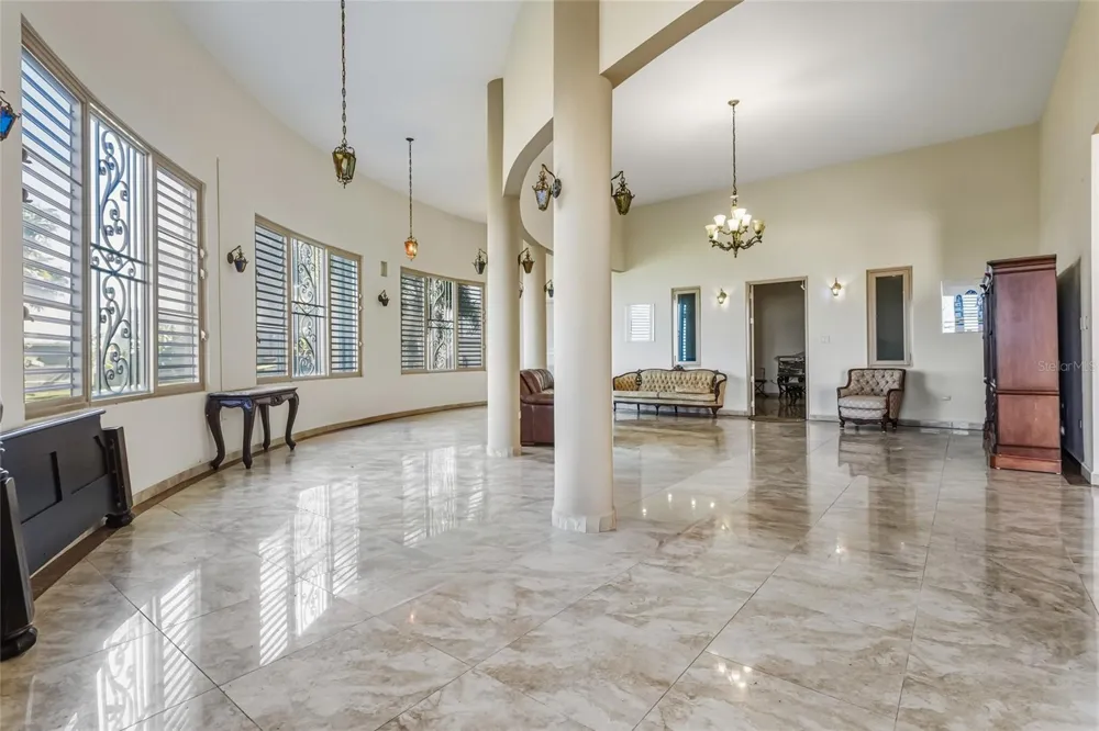 10 URB MIRADOR DEL CIELO Isabela, PR 00662