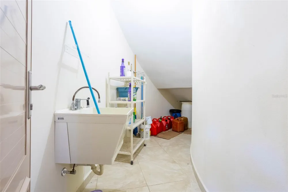 10 URB MIRADOR DEL CIELO Isabela, PR 00662