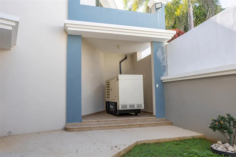 10 URB MIRADOR DEL CIELO Isabela, PR 00662