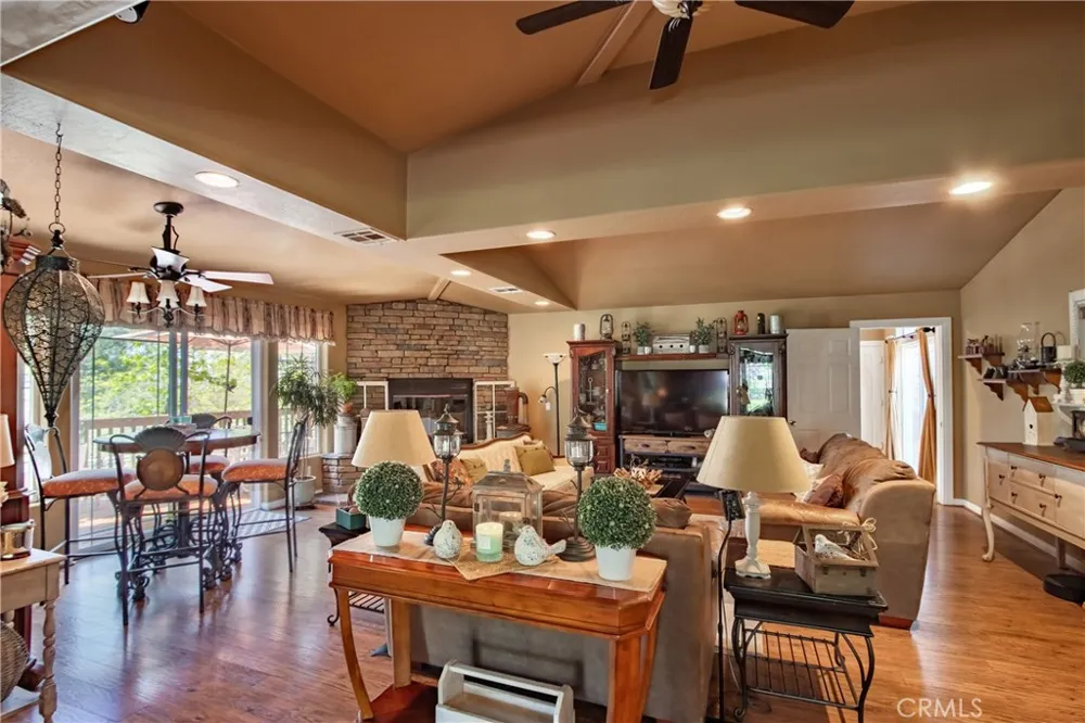 48208 Tanglewood Court Aguanga, CA 92536