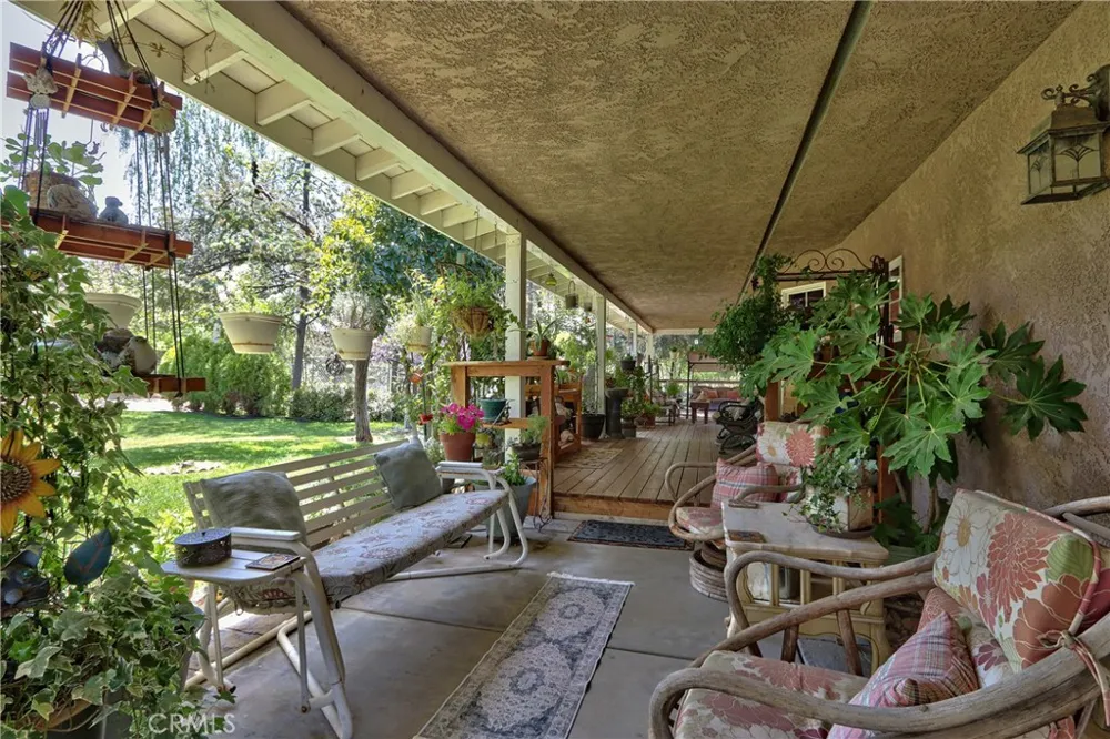 48208 Tanglewood Court Aguanga, CA 92536