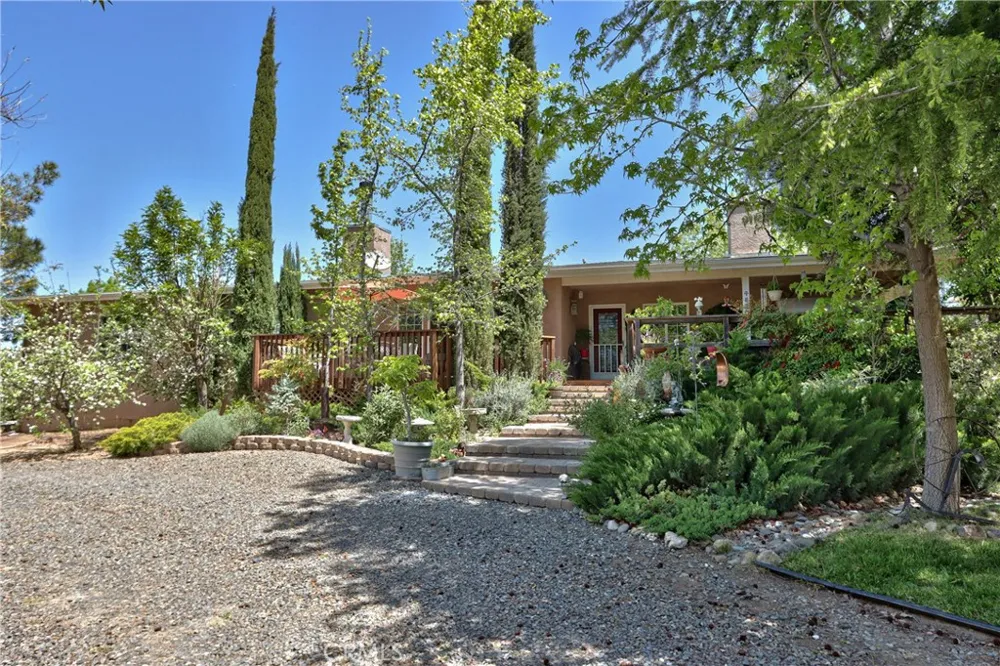 48208 Tanglewood Court Aguanga, CA 92536