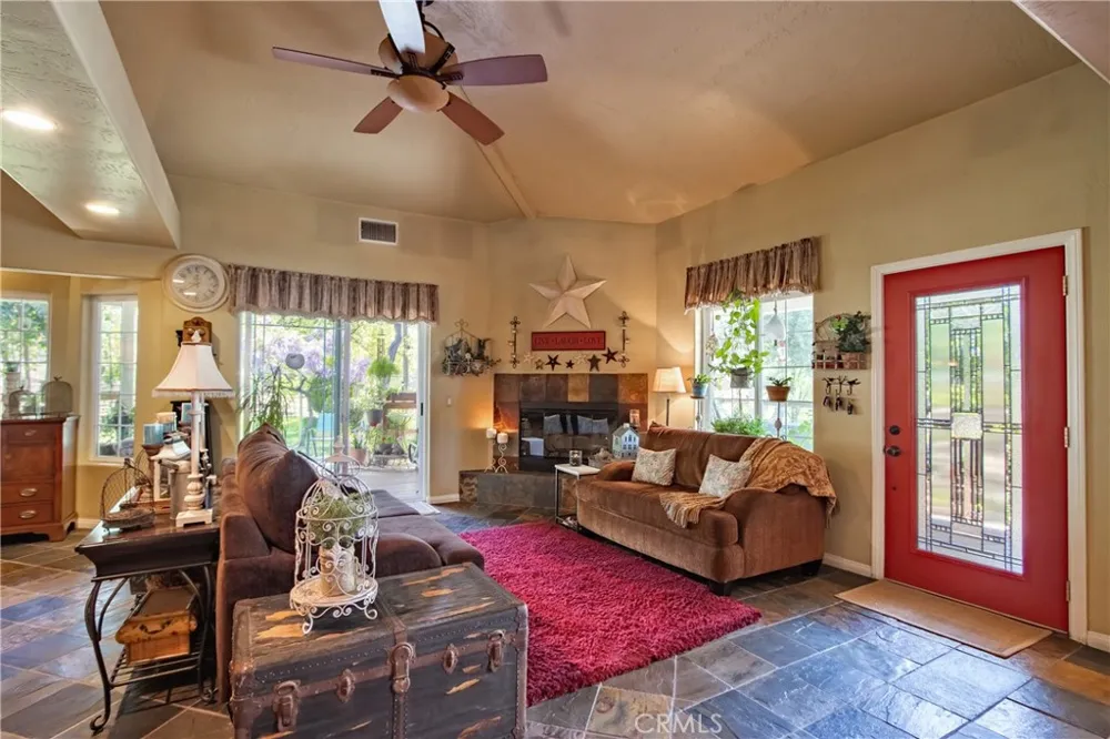 48208 Tanglewood Court Aguanga, CA 92536