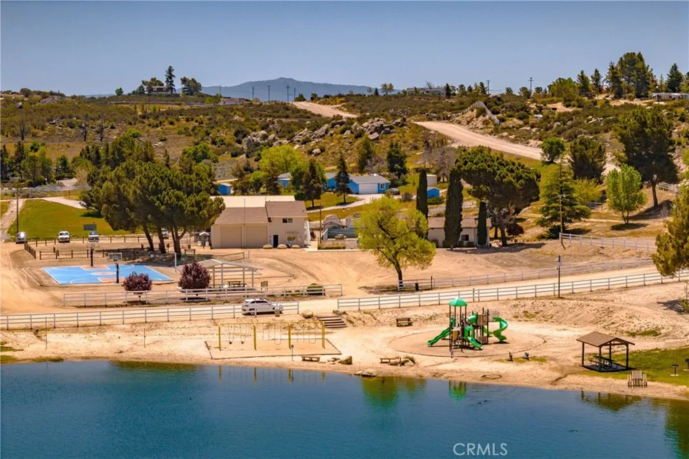 48208 Tanglewood Court Aguanga, CA 92536