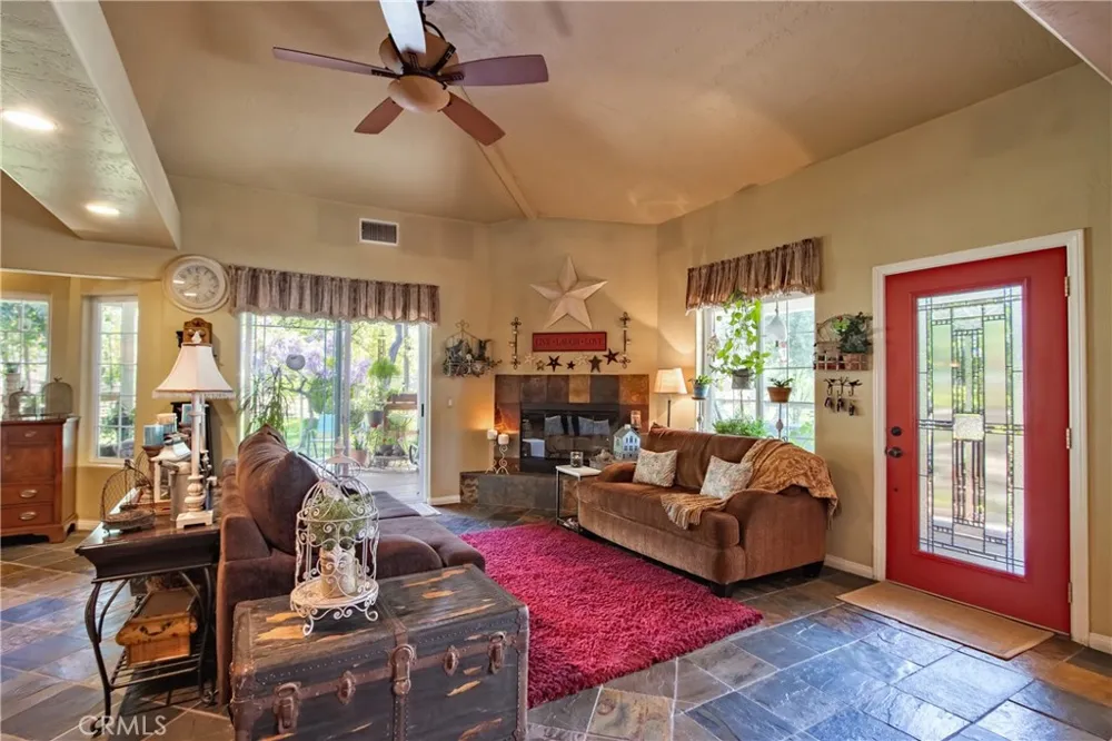 48208 Tanglewood Court Aguanga, CA 92536