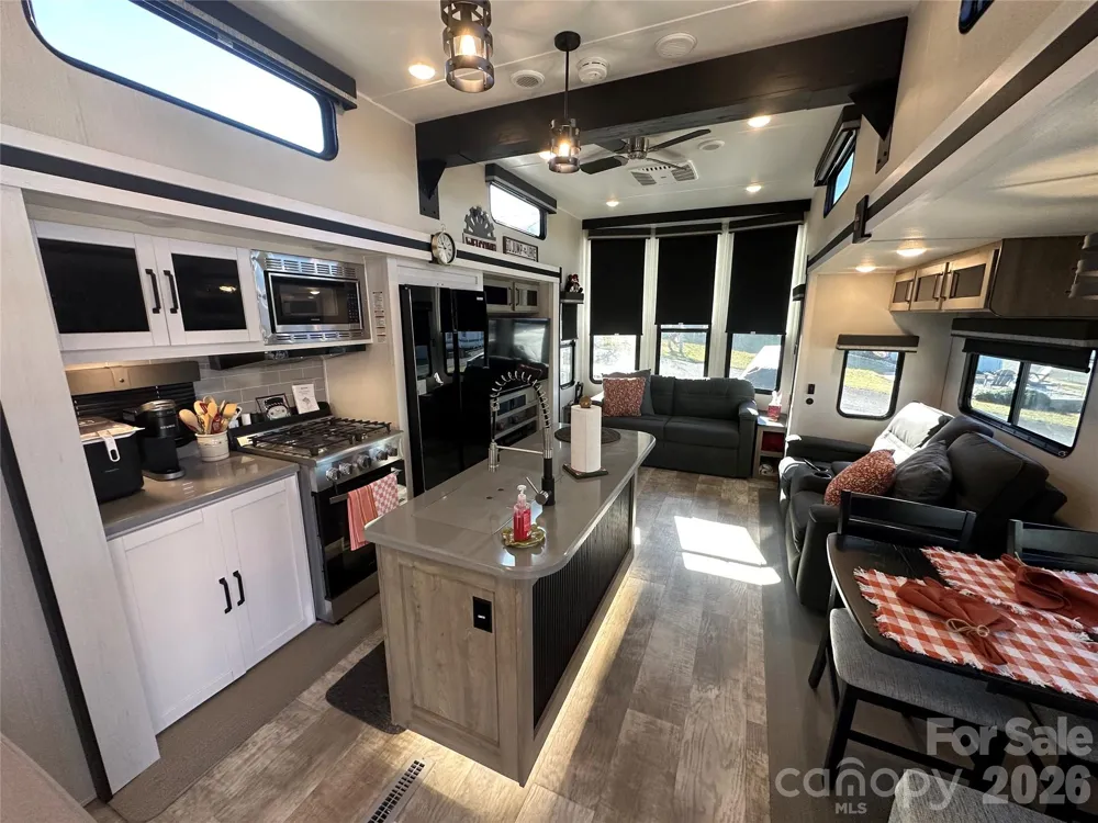 106 Eagle Drive New London, NC 28127