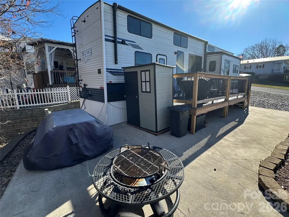 106 Eagle Drive New London, NC 28127
