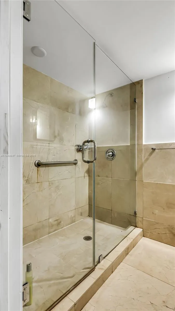 10090 Bay Harbor Ter #10090 Bay Harbor Islands, FL 33154