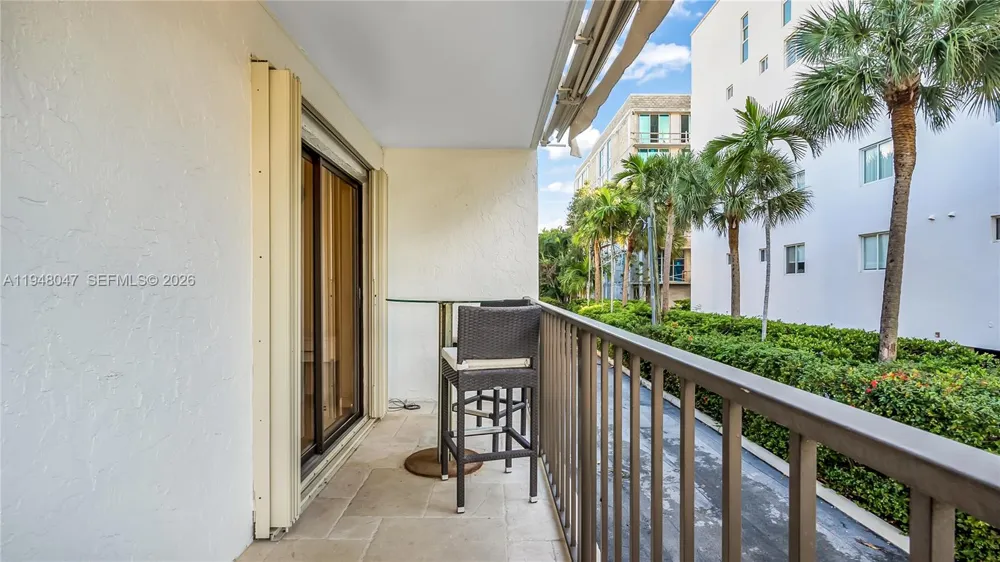 10090 Bay Harbor Ter #10090 Bay Harbor Islands, FL 33154