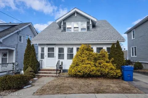 8 Wilcox Avenue