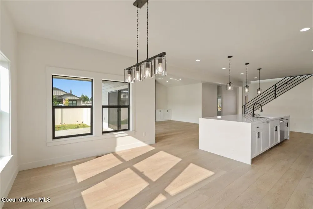 9262 Secretariat Lane Hayden, ID 83835