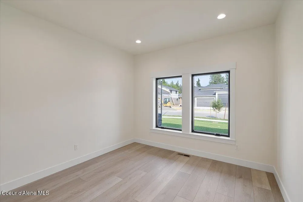 9262 Secretariat Lane Hayden, ID 83835