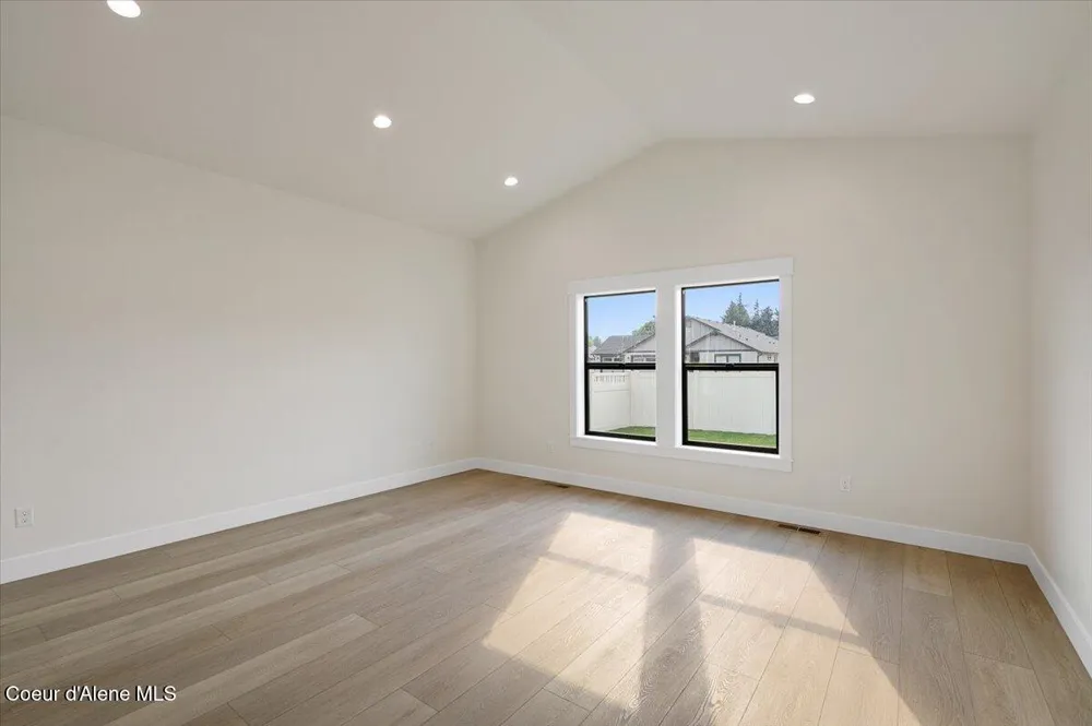 9262 Secretariat Lane Hayden, ID 83835