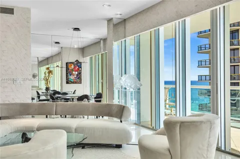 10101 Collins Ave #11D +Cabana