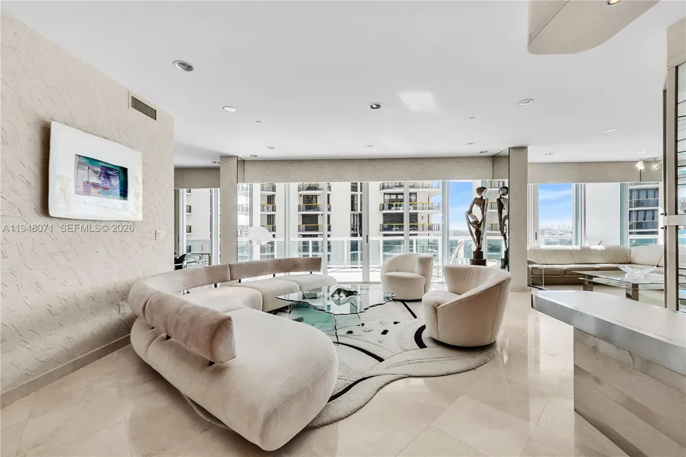 10101 Collins Ave #11D +Cabana Bal Harbour, FL 33154