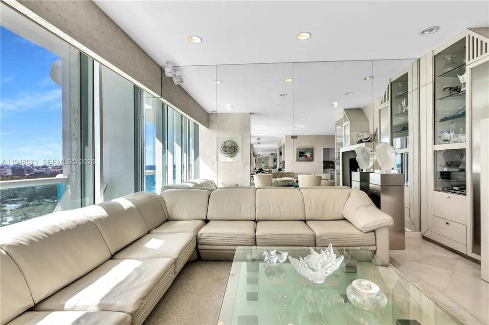 10101 Collins Ave #11D +Cabana Bal Harbour, FL 33154