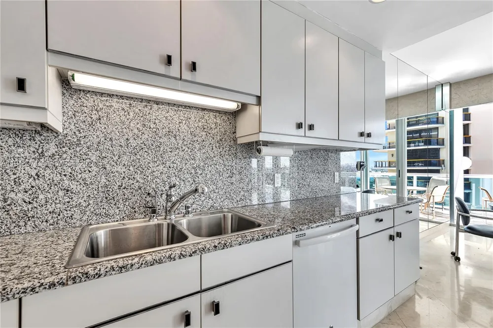 10101 Collins Ave #11D +Cabana Bal Harbour, FL 33154