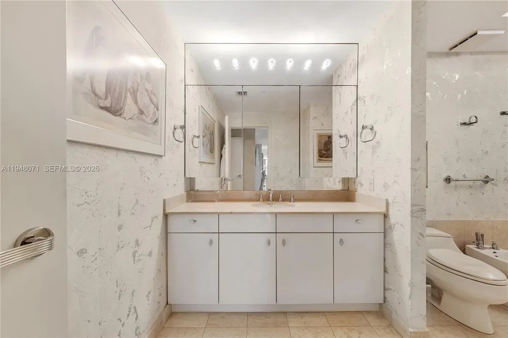 10101 Collins Ave #11D +Cabana Bal Harbour, FL 33154
