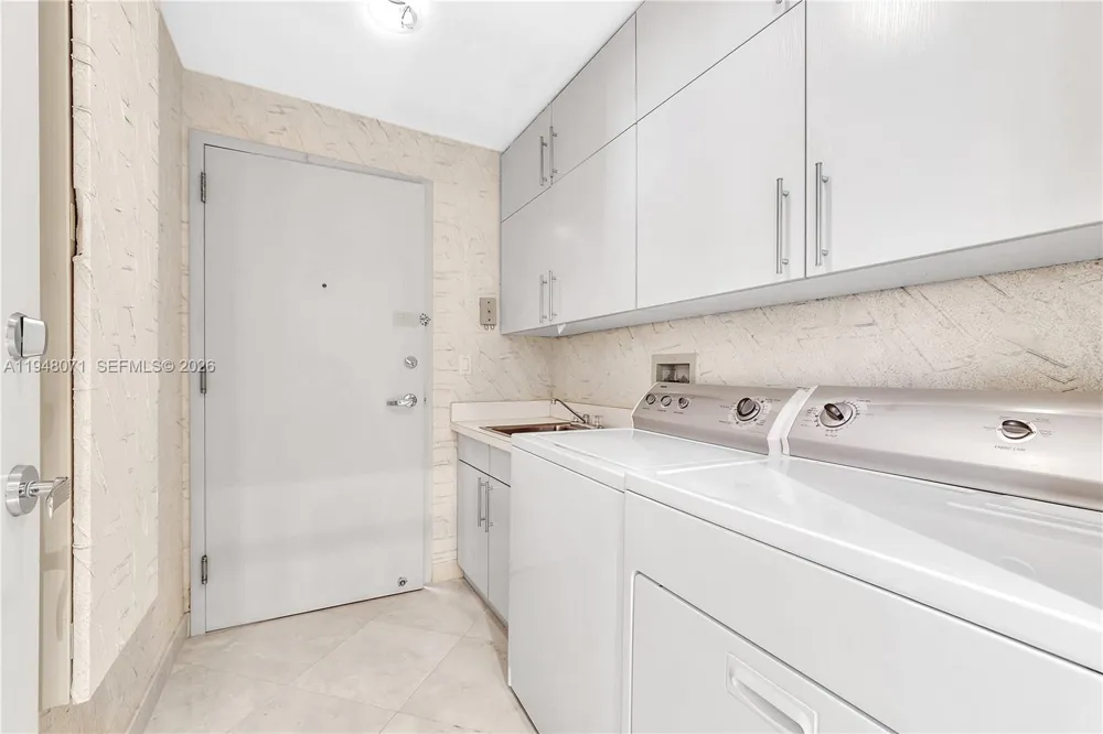10101 Collins Ave #11D +Cabana Bal Harbour, FL 33154