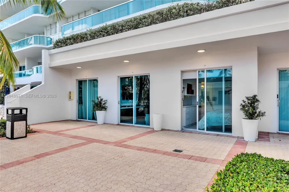 10101 Collins Ave #11D +Cabana Bal Harbour, FL 33154