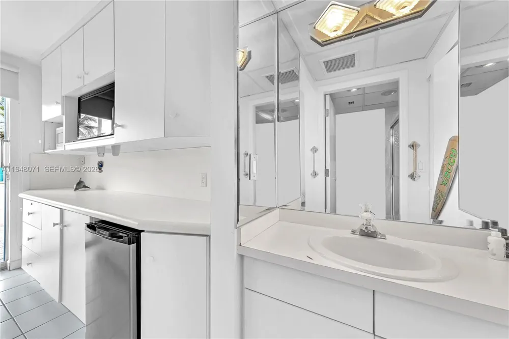 10101 Collins Ave #11D +Cabana Bal Harbour, FL 33154