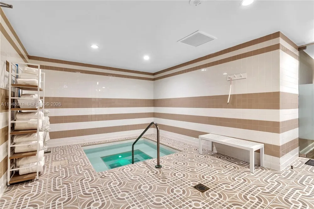10101 Collins Ave #11D +Cabana Bal Harbour, FL 33154