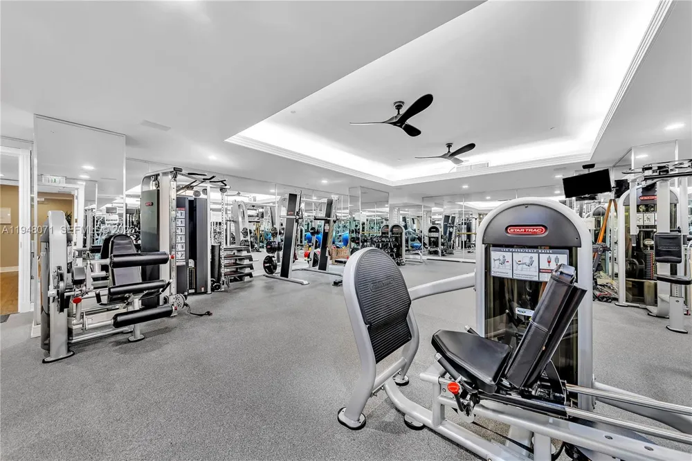 10101 Collins Ave #11D +Cabana Bal Harbour, FL 33154