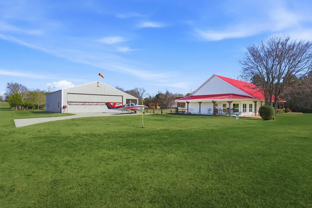 11592 Tailslide Drive Berryville, TX 75763