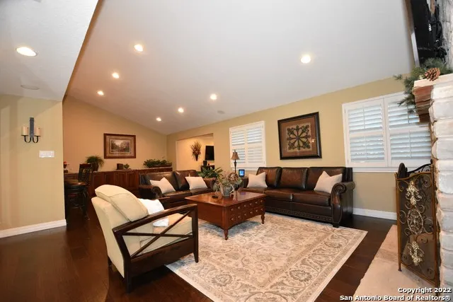 23770 BLANCO RD San Antonio, TX 78260