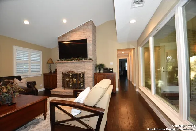23770 BLANCO RD San Antonio, TX 78260