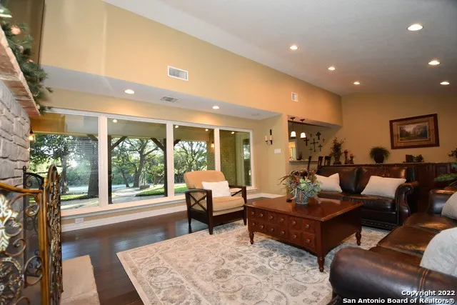 23770 BLANCO RD San Antonio, TX 78260