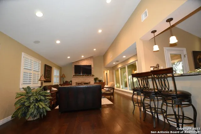 23770 BLANCO RD San Antonio, TX 78260