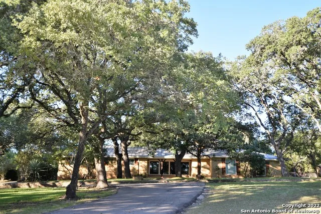 23770 BLANCO RD San Antonio, TX 78260
