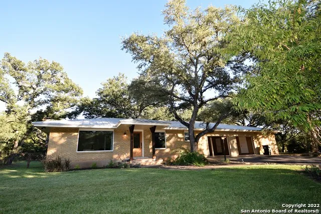 23770 BLANCO RD San Antonio, TX 78260