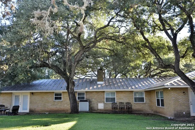 23770 BLANCO RD San Antonio, TX 78260