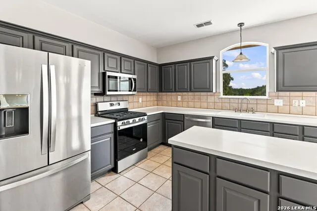 370 Pr 3502 Hondo, TX 78861